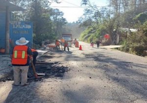 Infraestructura carretera Acuaco-Huehuetla