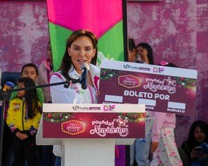 Arrancan MariElise y Pepe Chedraui Posadas Navideñas en unidades habitacionales de la capital