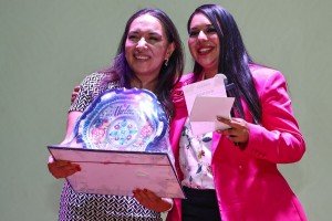 Encabezan Tonantzin Fernández y Gaby “La Bonita” Sánchez foro juvenil contra las adicciones