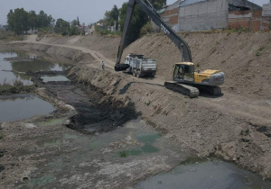 Limpian barrancas en Puebla capital para evitar inundaciones