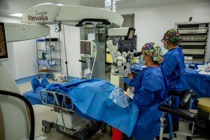 DIF Puebla Capital reconoce la labor social de fundación Jenkins por financiar cirugías de cataratas