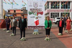 Omar Muñoz preside ceremonia conmemorativa por el inicio de la independencia de México