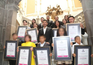 Reconocen a 10 poblanas y poblanos con el Premio Municipal de la Juventud