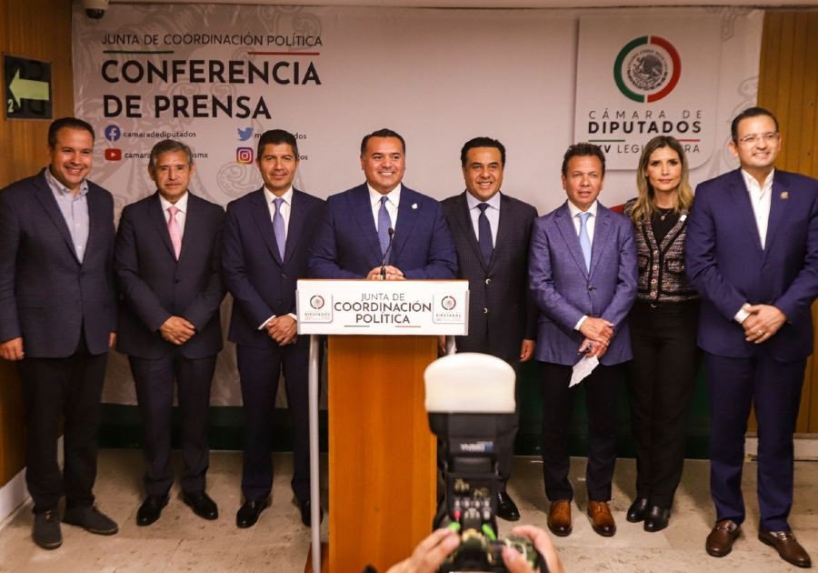 Busca ERP más recursos para Puebla con diputados federales