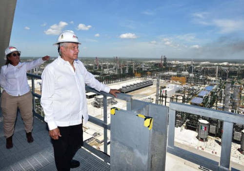Inaugura AMLO refinería de Dos Bocas; funcionará totalmente en 2023
