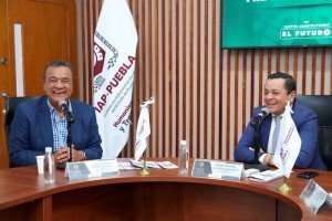 Gobierno de Texmelucan E IAP firman convenio para fortalecer la gestión pública