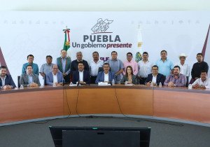 Recibe Sergio Salomón a alcaldes electos del PAN