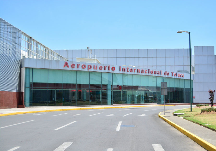 AMLO busca comprar el aeropuerto de Toluca