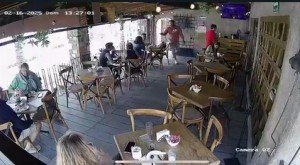 Asaltan a mano armada a los comensales del restaurante La Terraza de Lomas de Zavaleta