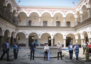 Lilia Cedillo entrega a la Facultad de Psicología el Edificio San Jerónimo