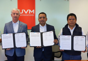 Celebra Mundo Tlatehui y Javier Quintana, rector de la UVM, convenio de colaboración