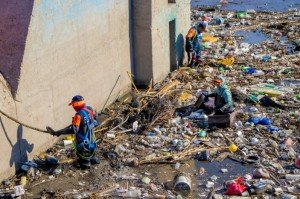 Limpieza en los vasos reguladores “Puente Negro” y “El Santuario”