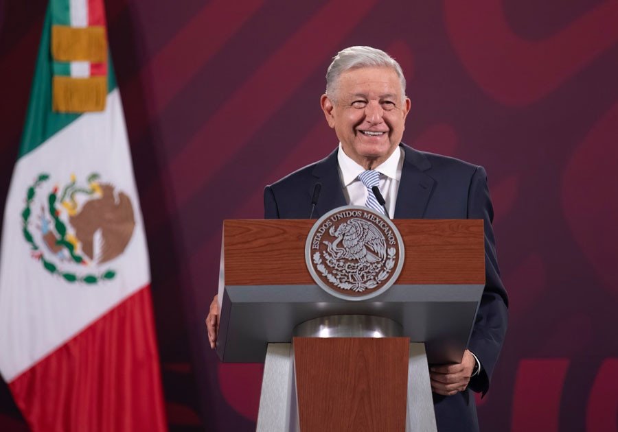 Acusa AMLO espionaje de agencias del Gobierno de EU a las Fuerzas Armadas