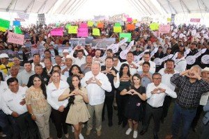 Pemex premia recuperación de hidrocarburos en Puebla con cuarta entrega de pétreos
