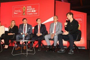 Puebla forma parte de la fiesta mundialista, recibe trofeo internacional