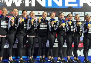 Sí se apoyó a equipo de natación artística: AMLO