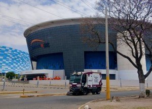 Urge gobernador a alcaldes para rehabilitar vialidades ante llegada de visitantes