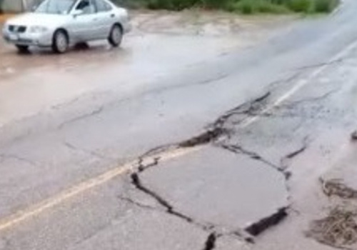 Alertan por fractura en la carretera Acatlán-Huajuapan