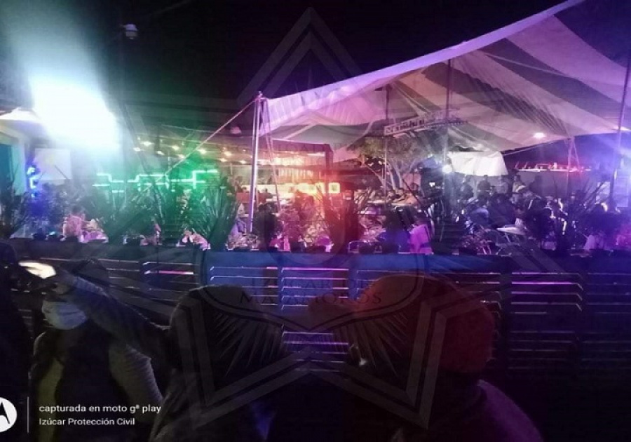 Clausuraron fiesta en bar de Izúcar por incumplir el decreto estatal
