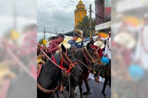 Festividad a Padre Jesús reúne a más de 4 mil jinetes en Ciudad Serdán