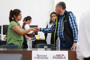Gobierno de Puebla se reúne con familiares de Liam Tadeo