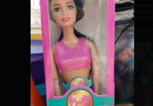 Rechaza Gabriela “La Bonita” Sánchez reparto de muñecas con fines electorales