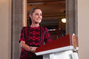 Sheinbaum destaca inversión de Mercado Libre por 4 mil 600 mdd
