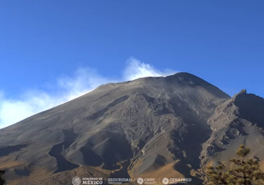 Popocatépetl registró 46 exhalaciones y 326 minutos de tremor