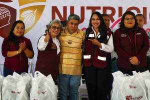 Impulsa Tonantzin Fernández el programa Nutrición con Amor en San Pedro Cholula