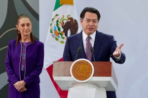 Acuerda SEP suspender el uso de celulares en escuelas de educación básica