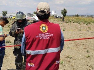 Protección Civil labora en accidente de aeronave en Huejotzingo