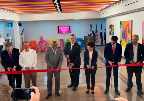 Ebrard encabeza inauguración de Consulado de México en Houston