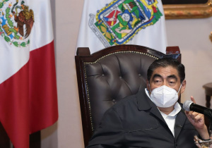 Devuelve CCE terreno al Gobierno de Puebla, revela Barbosa