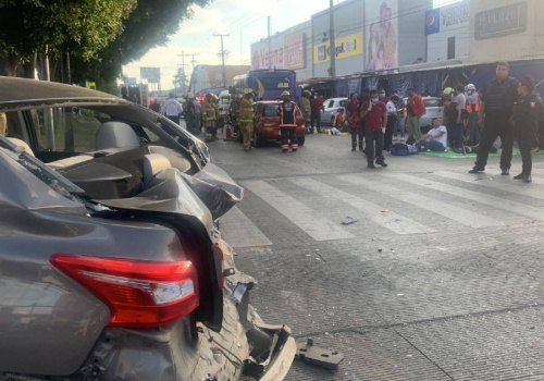 Deja 50 heridos choque en bulevar Norte de Puebla