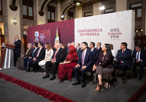 Participa Sergio Salomón en la firma del Acuerdo Nacional para la Federalización de los Servicios de Salud en México