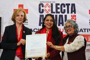 Desde San Pedro Cholula, Tonantzin Fernández da inicio a la Colecta Anual de la Cruz Roja