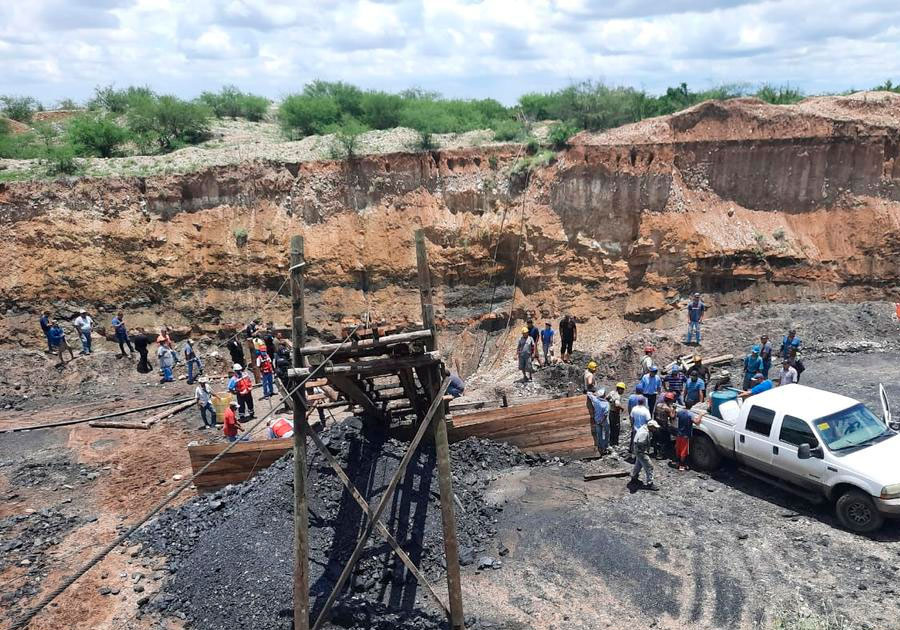Desplome de mina en Múzquiz, Coahuila, deja 7 mineros atrapados