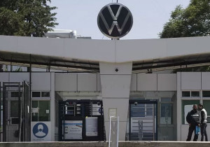 Se conjura huelga en planta de la  VW