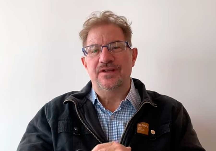 Reaparece Andrés Roemer; acusa a fiscalía de fabricarle pruebas