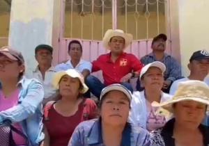 En la comunidad de Débora Carrizal, Lalo Castillo se compromete al rescate histórico de inmuebles icónicos olvidados