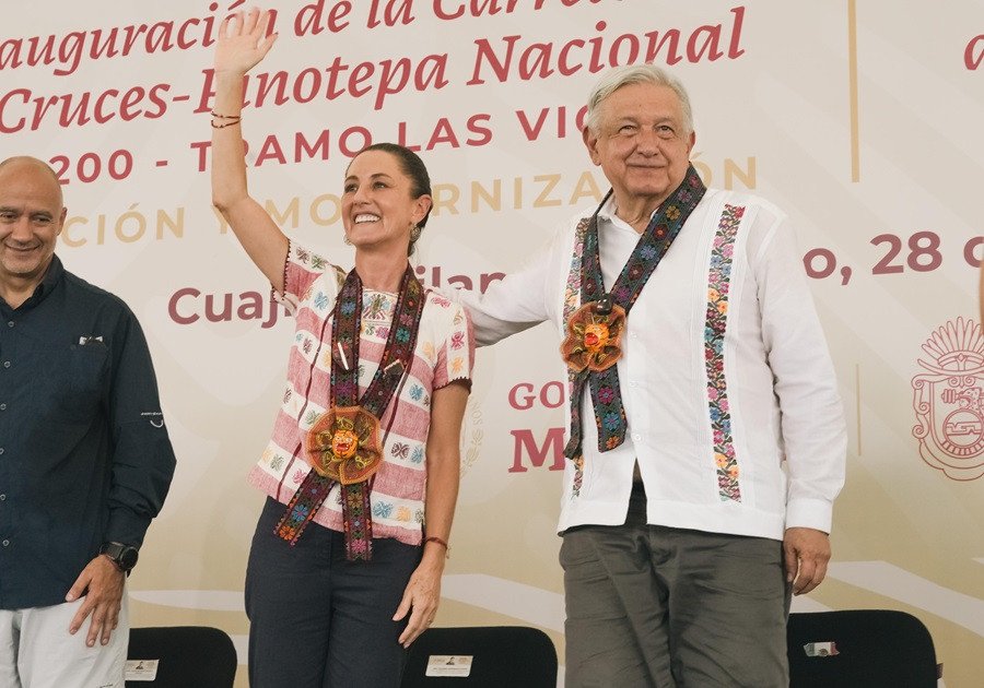 Vamos a seguir construyendo caminos artesanales: Claudia Sheinbaum