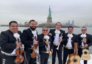 En NYC, mariachi de Puebla le cantan al amor, a la nostalgia y a la esperanza