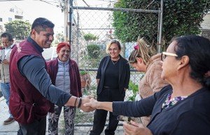 Supervisa Omar Muñoz avance de obra de importante acceso al municipio