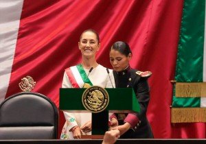 Claudia Sheinbaum rinde protesta como primera presidenta de México en 200 años