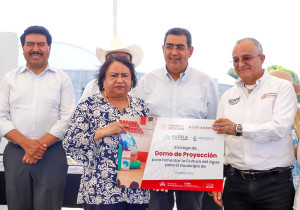 Consolida gobierno de Puebla desarrollo en Acatzingo