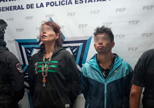 Detiene Policía Estatal a dos presuntos narcomenudistas en la capital poblana