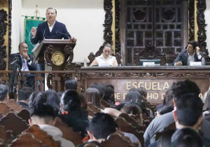 Fernando Morales propone incentivos fiscales a las universidades privadas de Puebla