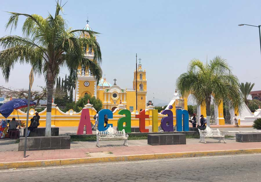 Regidores se disputan el poder en Acatlán de Osorio