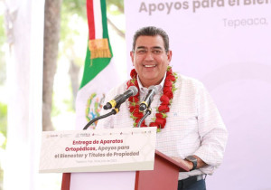 Tepeaca tendrá centro de convenciones, informa Sergio Salomón