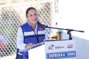 Entrega Lupita Cuautle otra calle rehabilitada en San Andrés Cholula